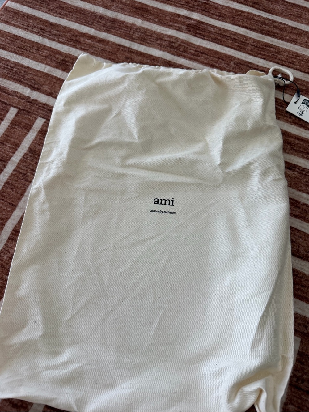 Ami Paris mini Paris Paris bucket bag NWT! - Picture 6 of 6